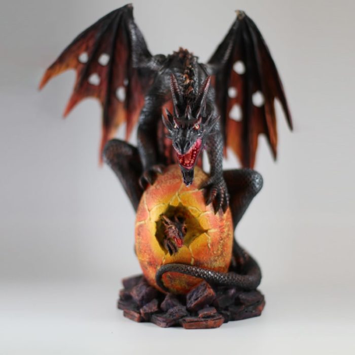 Statue Dragon Noir et son Œuf -25cm